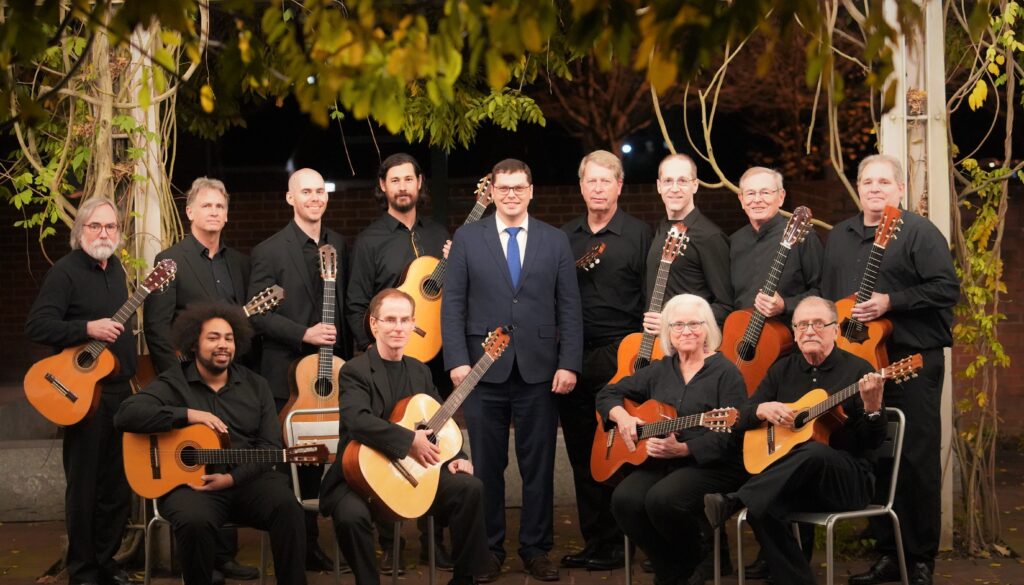 Tidewater ጊታር ኦርኬስትራ